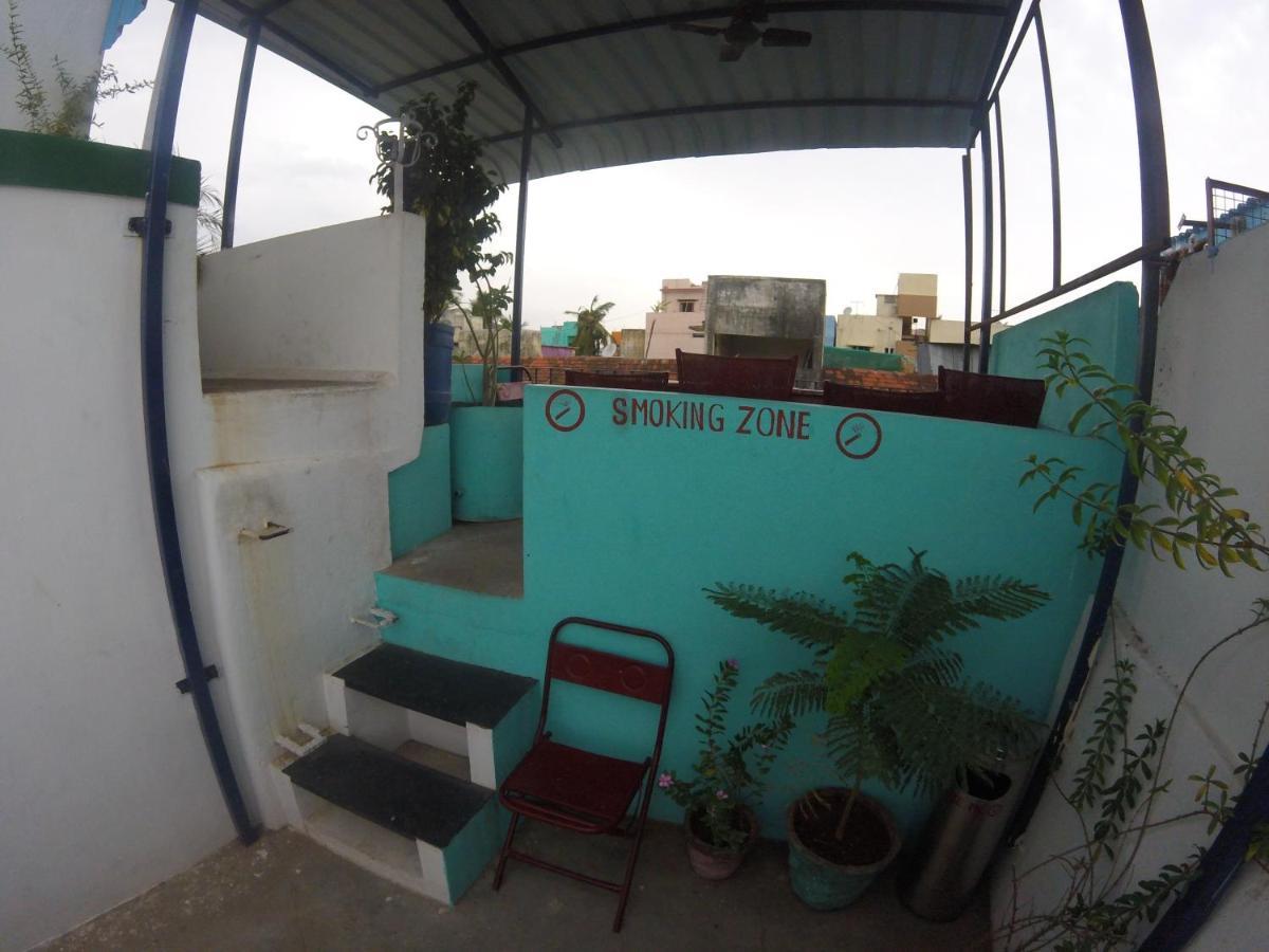 Just Guest House, Chennai Airport Exteriör bild