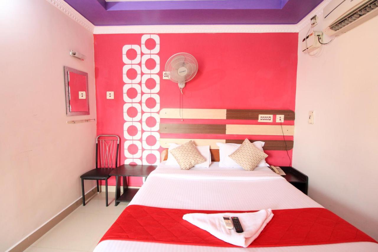 Just Guest House, Chennai Airport Exteriör bild