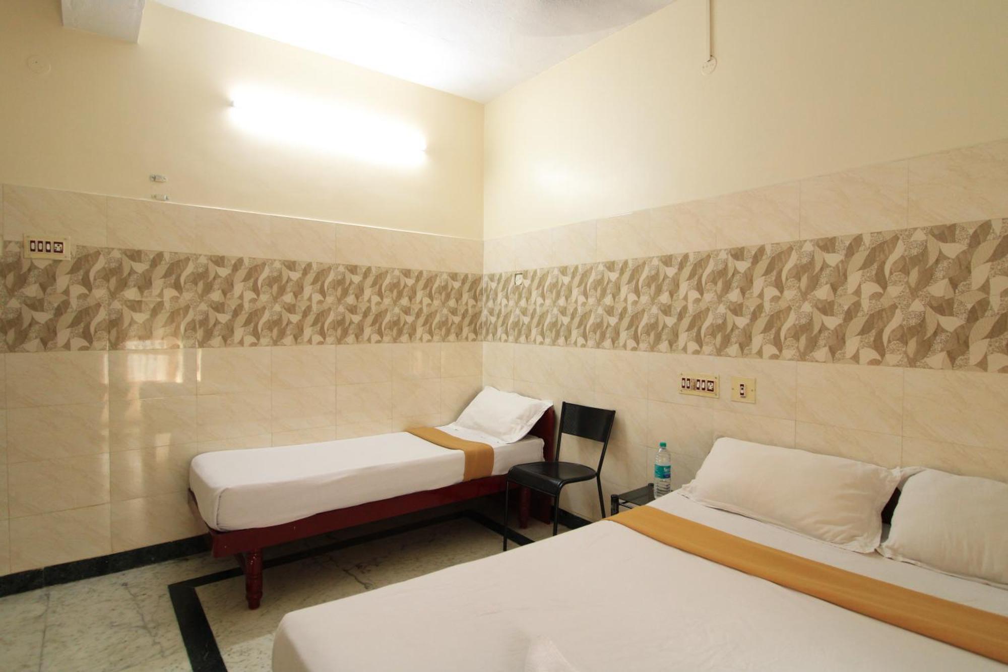 Just Guest House, Chennai Airport Exteriör bild