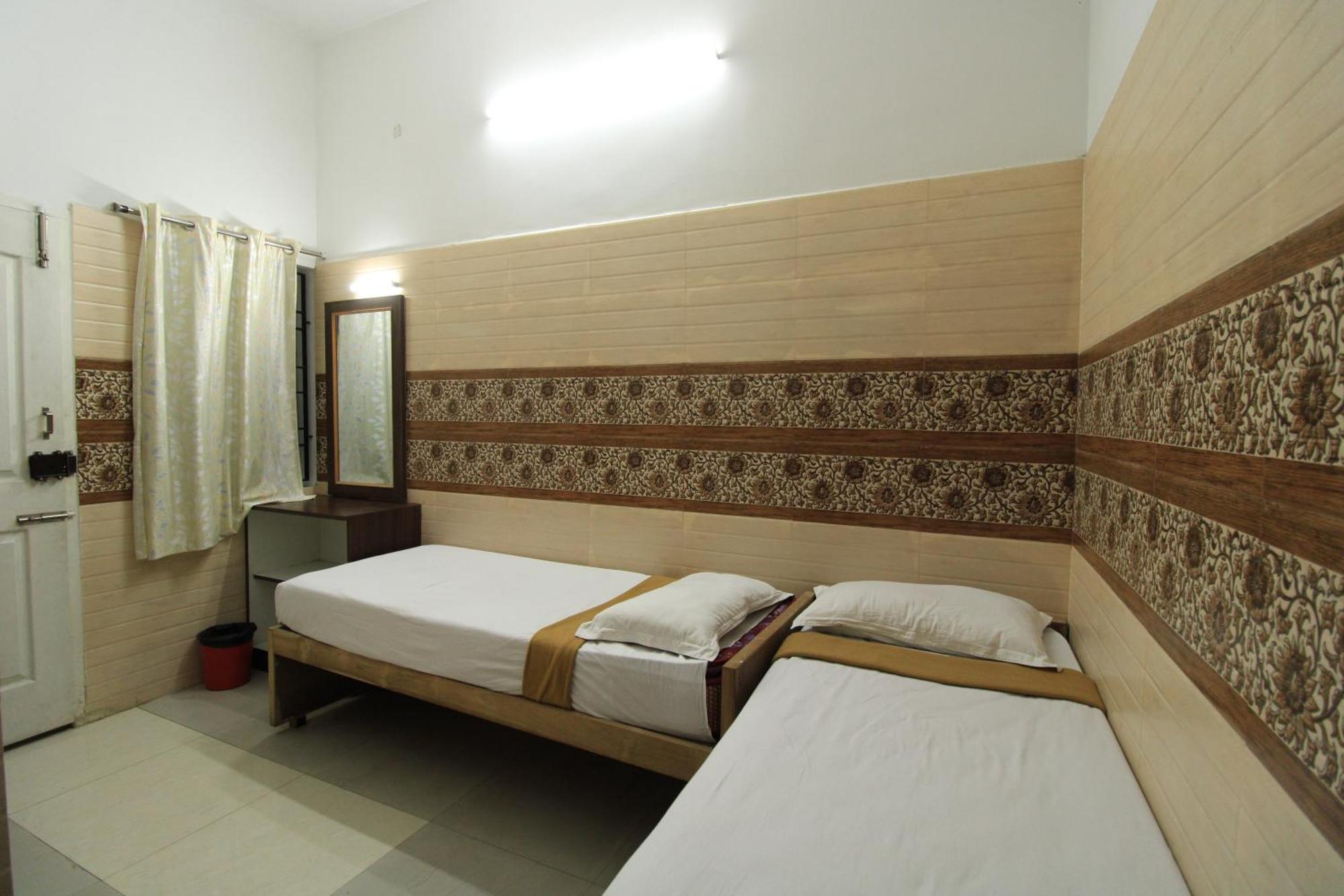 Just Guest House, Chennai Airport Exteriör bild